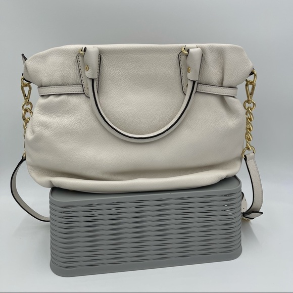 Michael Kors Megan Large White Satchel LIKE NEW - Picture 4 of 5